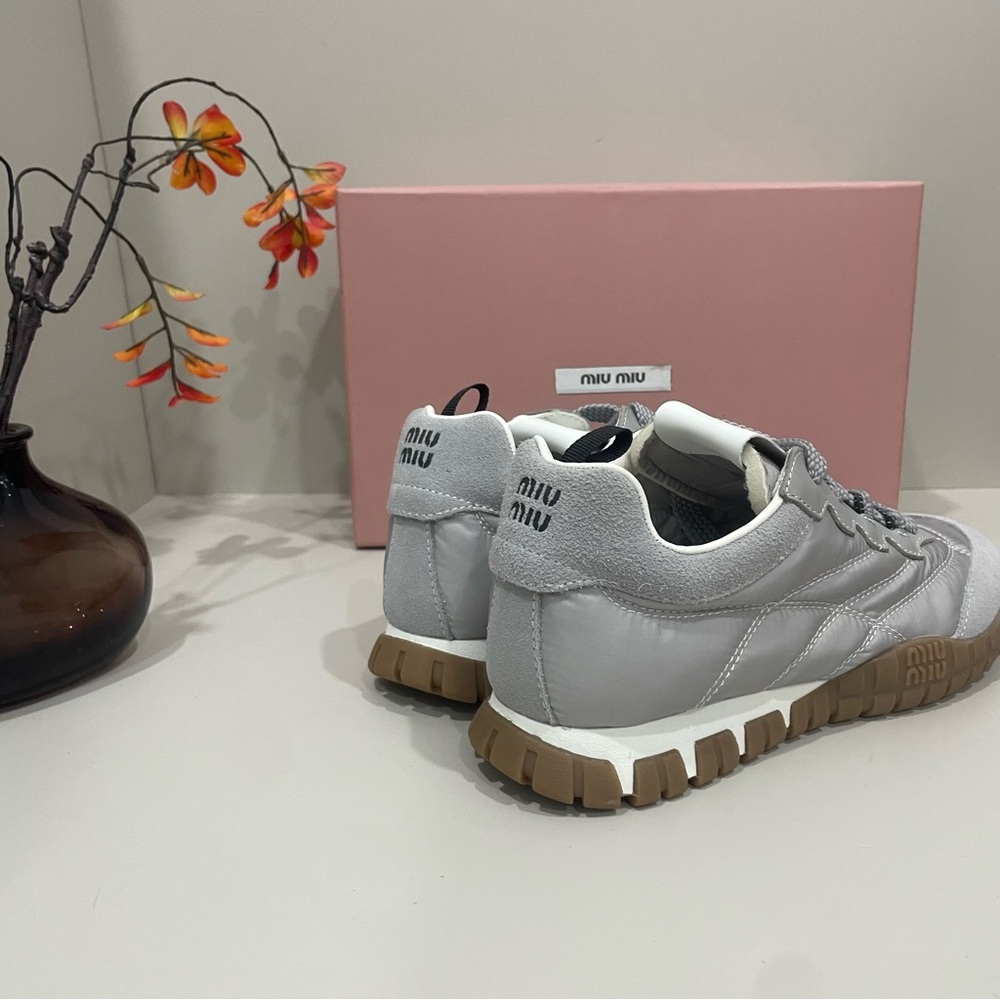 Miu Miu Women’s Gray Sneakers - Picture 4 of 7